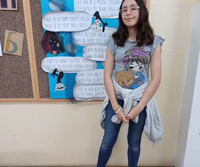 MAGDALENA-NAJČITATELJICA KNJIŽNICE VOLTINO