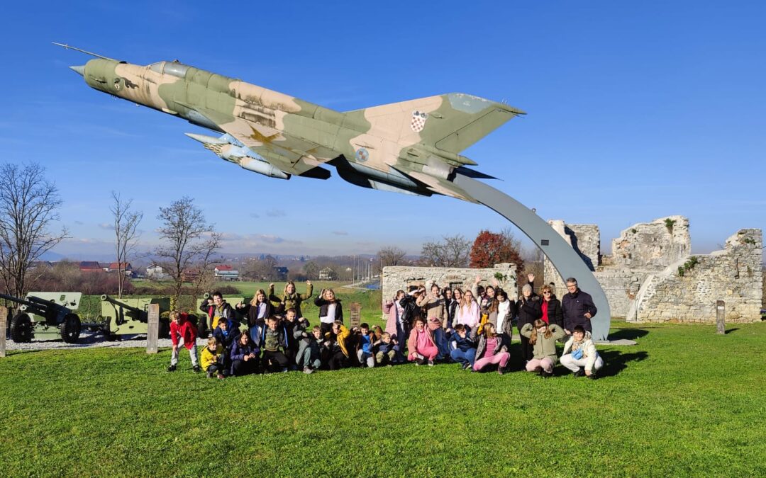 ČETVRTAŠI U SLUNJU