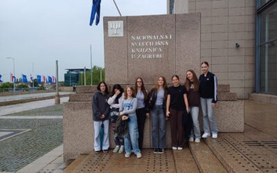 Novinarska grupa u posjetu Nacionalnoj i sveučilišnoj knjižnici